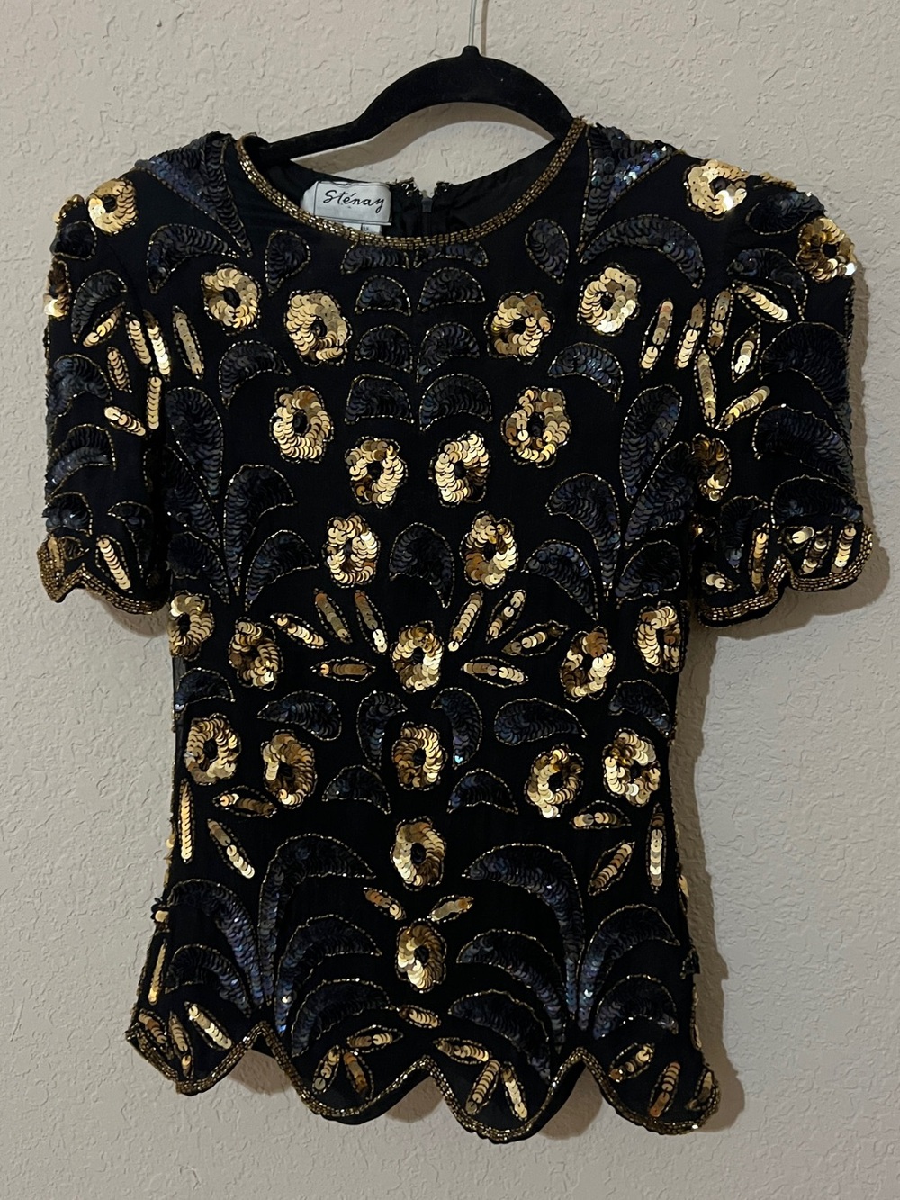 Stenay Black and Gold Sequin Embellished Short Sleeve Top